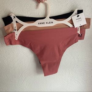 NWT Anne Klein seamless underwear